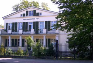 Cecilienstift Villa Anna Mannsfeld, Gebäude