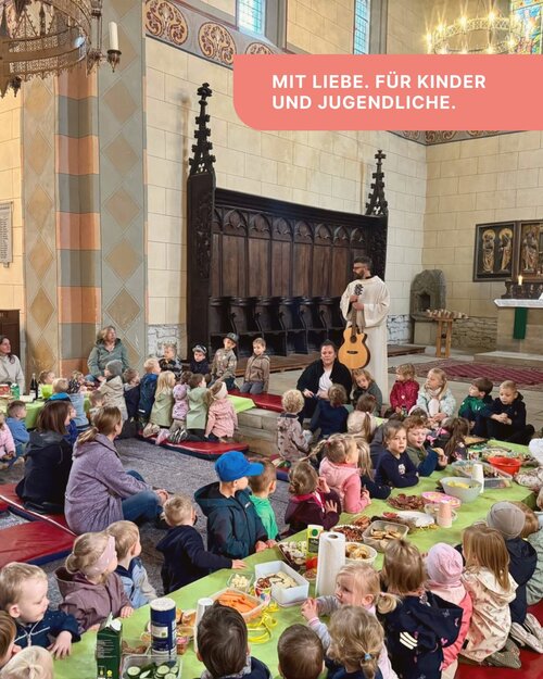 🍂 Erntedankwoche in der Marie-Hauptmann-Stiftung 🍎

Kürzlich haben wir mit unseren Kindern eine besondere Woche...
