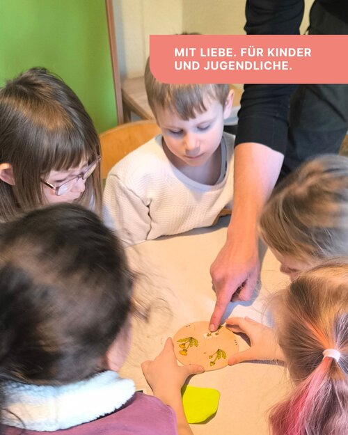 In unserer Kita Gröperstraße ist das „Waldfuchs“-Projekt eine ganz besondere Bereicherung für die Kinder 🌿

Das Projekt...