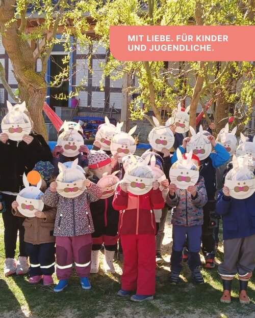 Rund um die Ostertage war in unserer Kita in Anderbeck einiges geboten!

Schon vor den Feiertagen wurde es kreativ: Die...