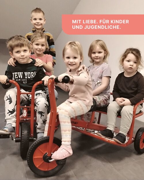 Große Freude über neue Fahrzeuge 🚲

In der vergangenen Woche hat uns der Förderverein der Kita Kinderland mit neuen...